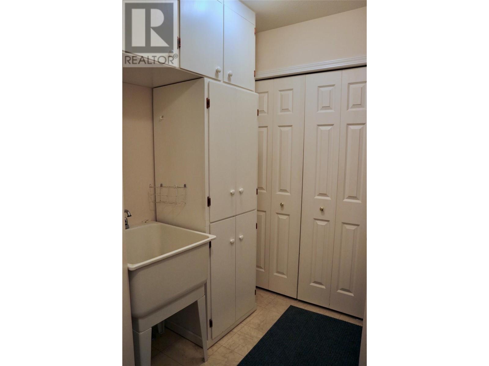 1020 Martin Avenue, Kelowna, British Columbia  V1Y 6V5 - Photo 43 - 10349205