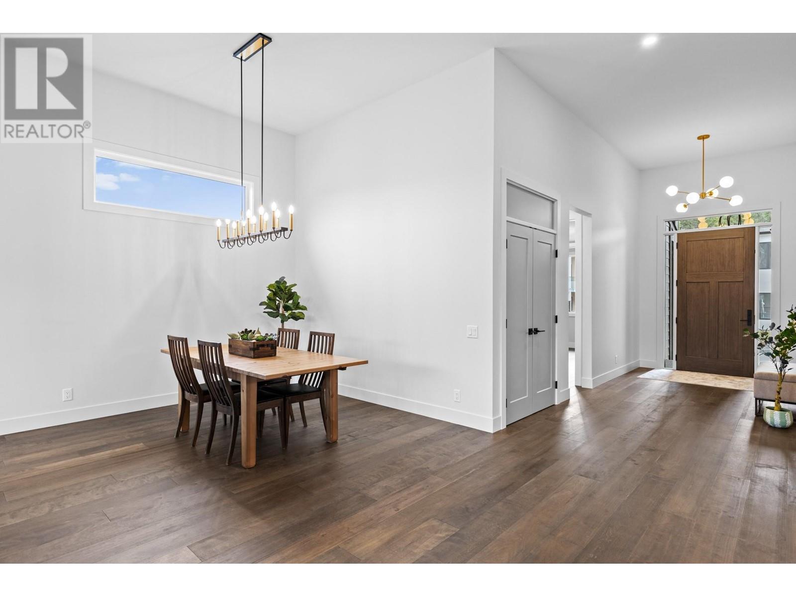 Property at 801 Melrose Street image 1