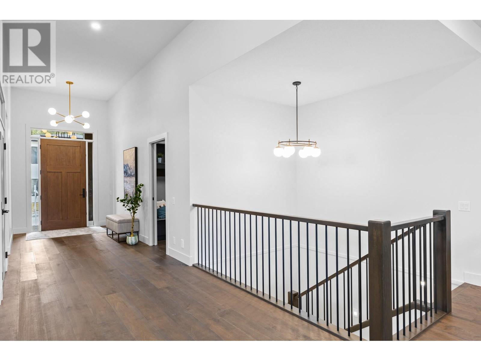 Property at 801 Melrose Street image 5