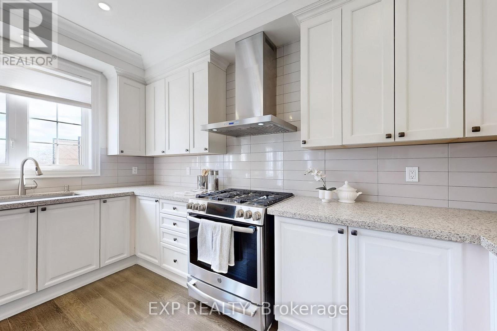 50 Splendor Drive, Whitby, Ontario  L1P 1X5 - Photo 20 - E12170550