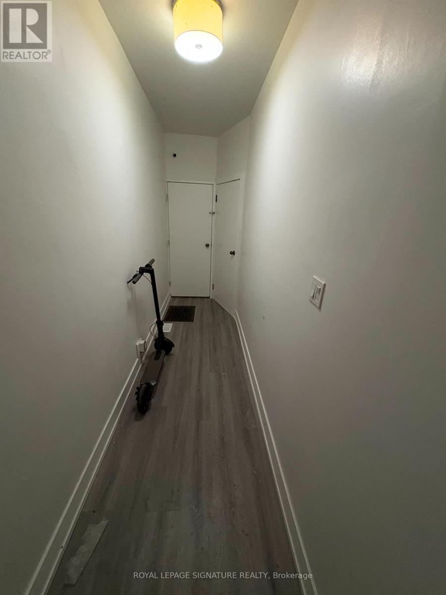 Main - 172 Coxwell Avenue, Toronto, Ontario  M4L 3B2 - Photo 3 - E12170594