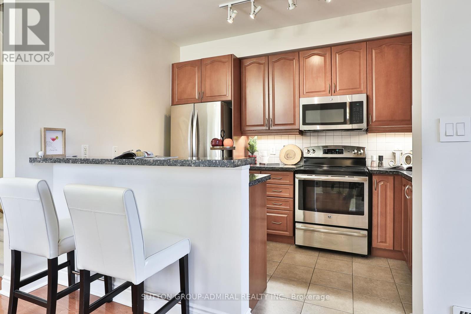 12 - 8 Brighton Place, Vaughan, Ontario  L4J 0E3 - Photo 8 - N12170523