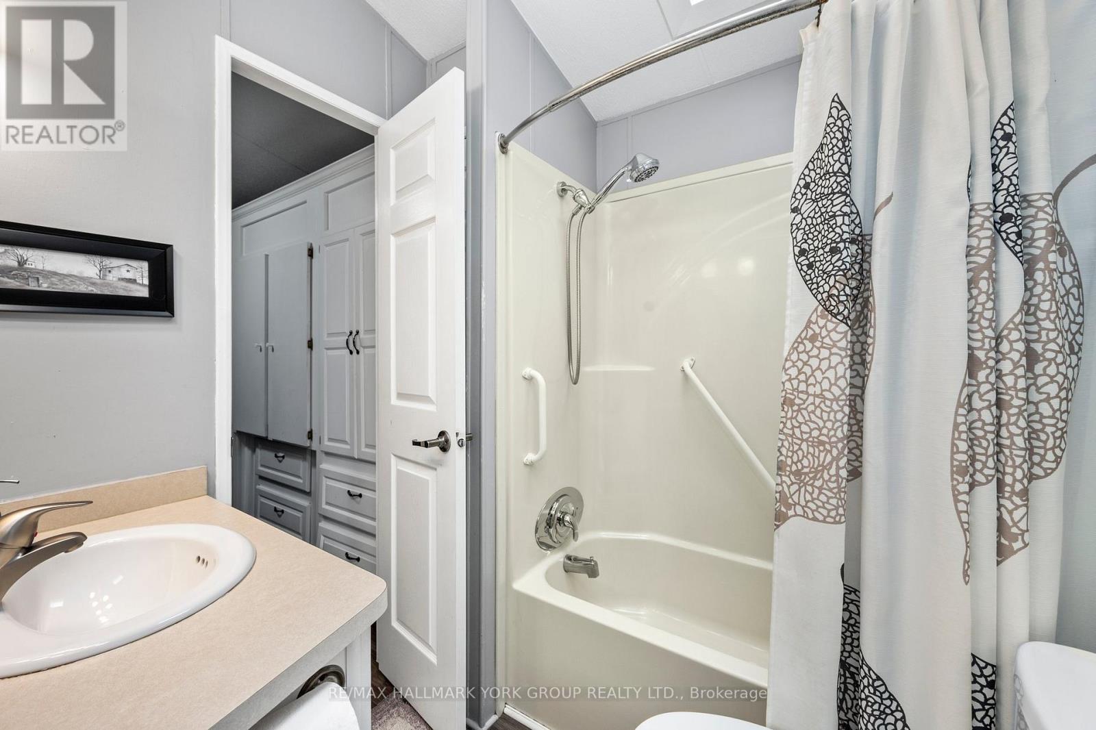 21469 On-48, East Gwillimbury, Ontario  L0G 1M0 - Photo 14 - N12170553