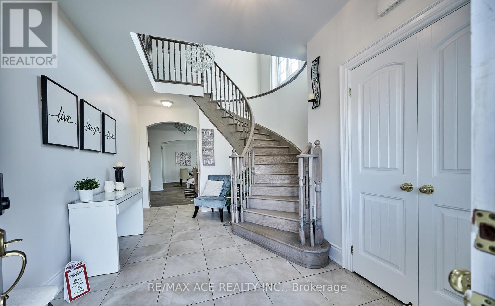 1912 Castlepoint Drive, Oshawa, Ontario  L1K 0P2 - Photo 9 - E12147580