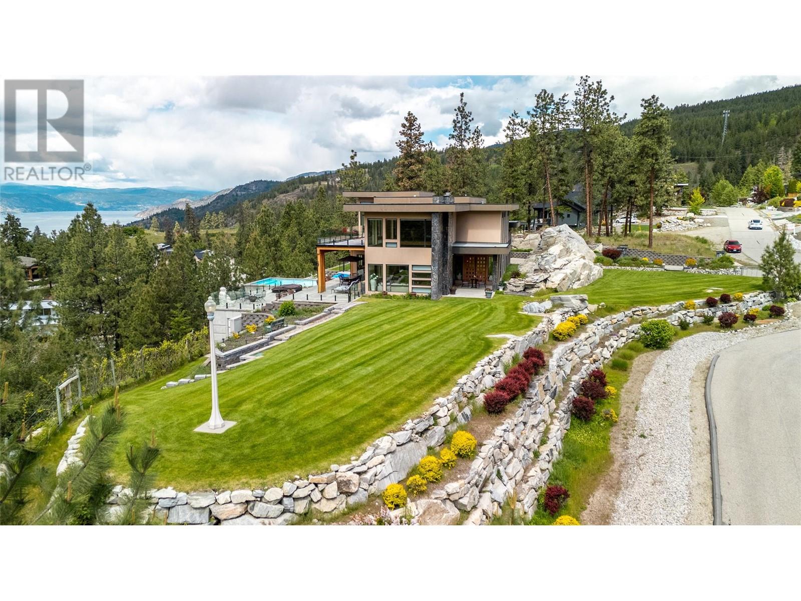 121 Flagstone Rise, Naramata, BC V0H1N0