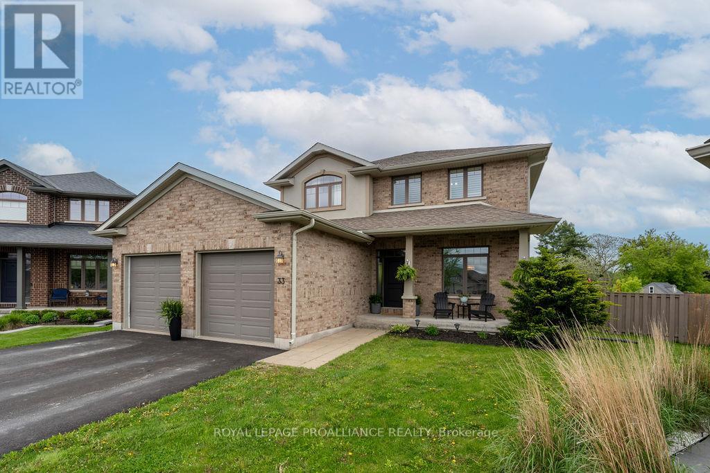 33 BUTTERNUT COURT, Belleville, Ontario