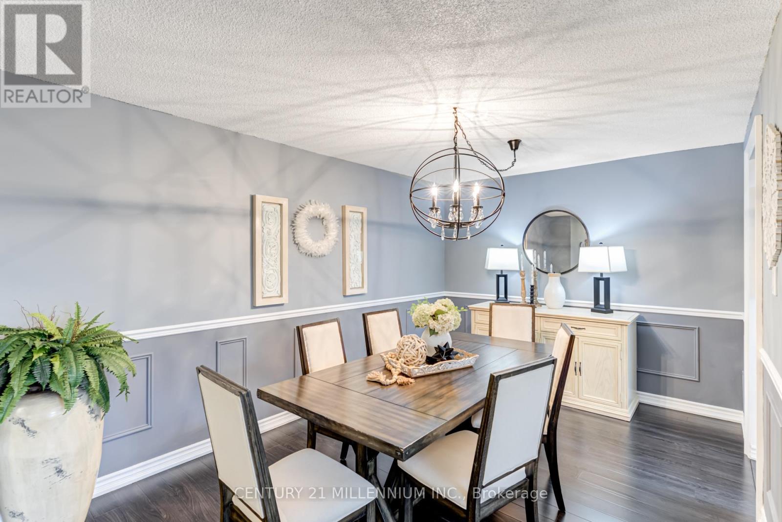 305 - 20 Cherrytree Drive, Brampton, Ontario  L6Y 3V1 - Photo 6 - W12170531