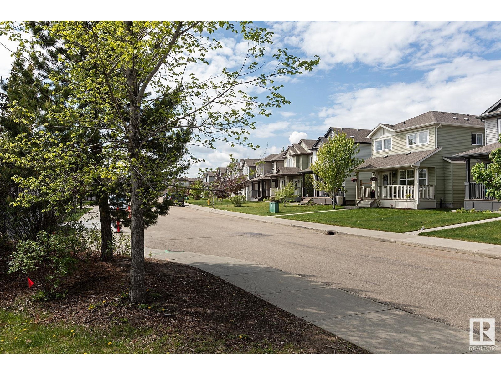 556 Stoneridge Dr, Sherwood Park, Alberta  T8H 0S8 - Photo 2 - E4438274