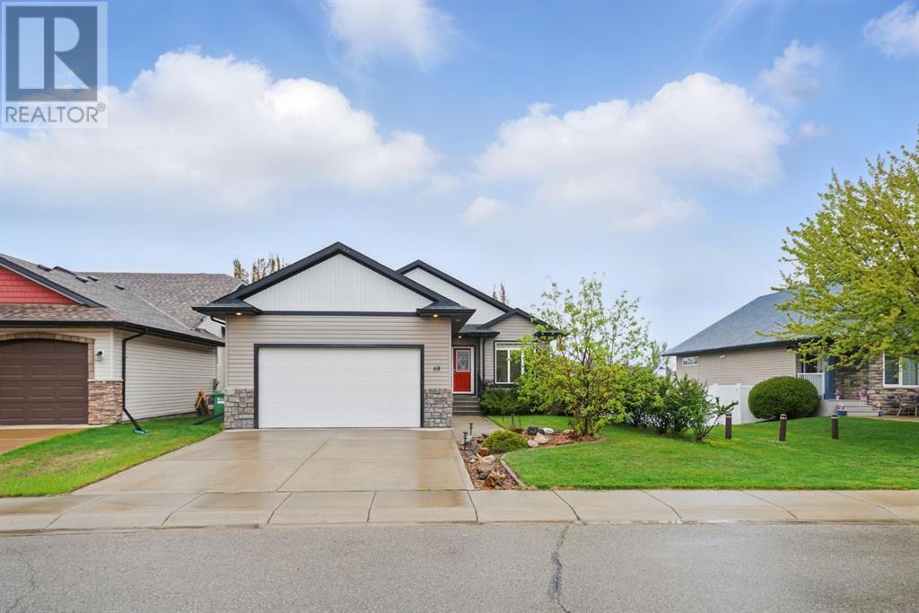 68 Illingworth Close, Red Deer, Alberta  T4R 0B4 - Photo 1 - A2223257