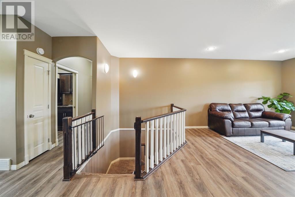 68 Illingworth Close, Red Deer, Alberta  T4R 0B4 - Photo 11 - A2223257