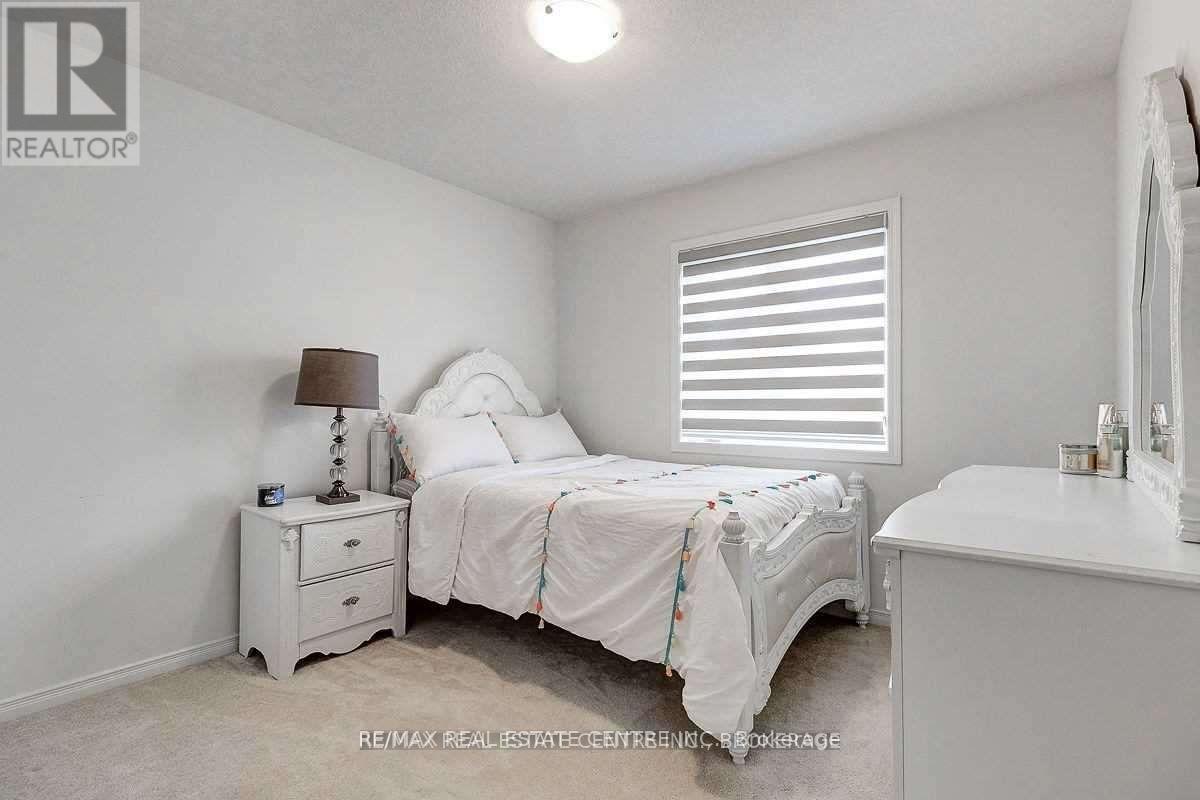 167 Longboat Run Way W, Brantford, Ontario  N3T 0R9 - Photo 27 - X12170612