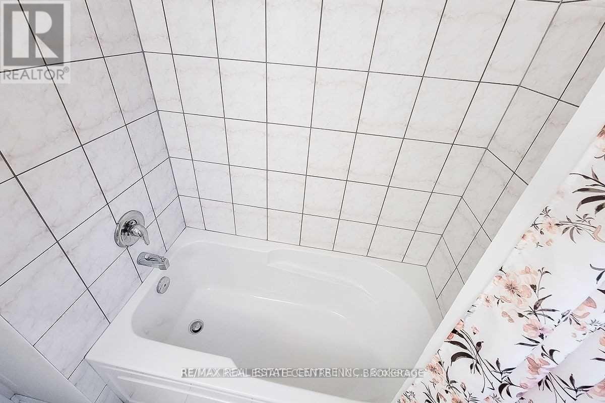 167 Longboat Run Way W, Brantford, Ontario  N3T 0R9 - Photo 30 - X12170612