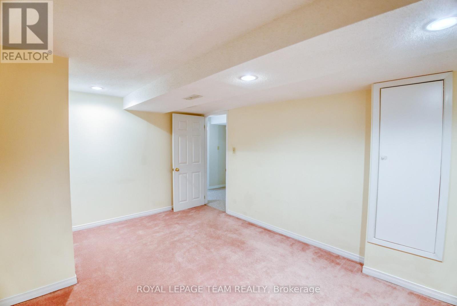 27 Sherk Crescent, Ottawa, Ontario  K2K 2L3 - Photo 40 - X12170639