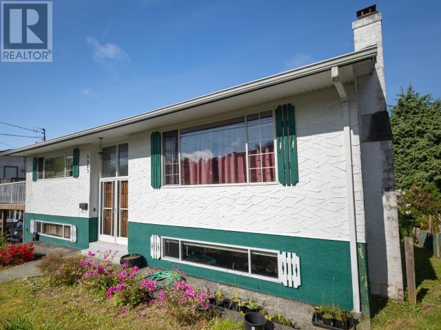 Property at 4683 FERNWOOD AVE image 3