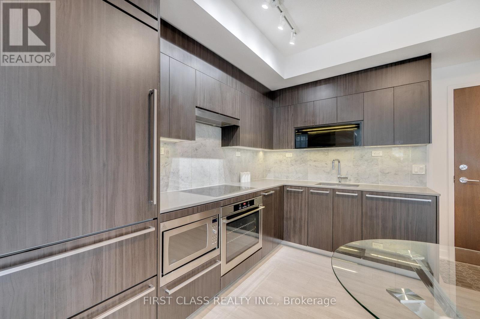 1106 - 80 Queens Wharf Road, Toronto (Waterfront Communities), Ontario  M5V 0J3 - Photo 14 - C12170622