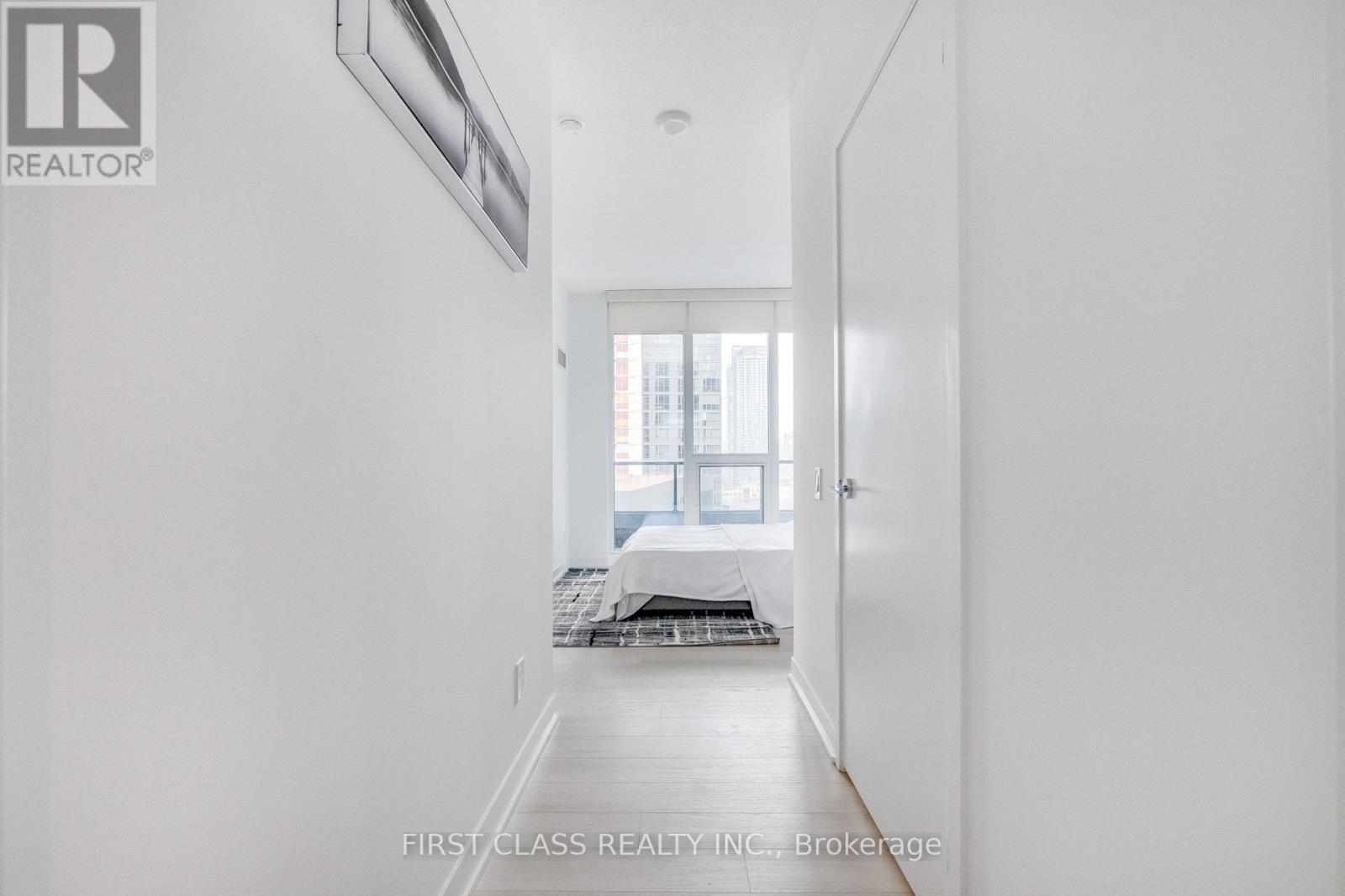 1106 - 80 Queens Wharf Road, Toronto (Waterfront Communities), Ontario  M5V 0J3 - Photo 25 - C12170622