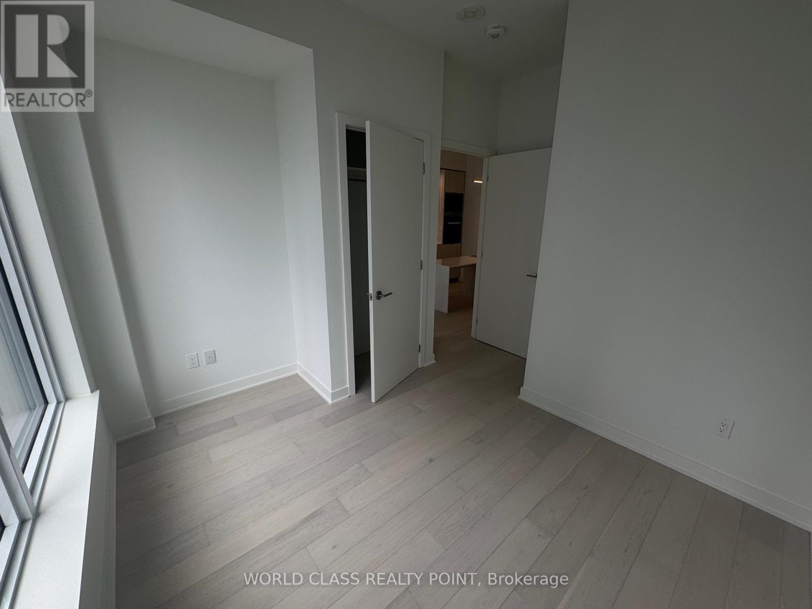 4705 - 11 Yorkville Avenue, Toronto, Ontario  M4W 0B7 - Photo 7 - C12170625