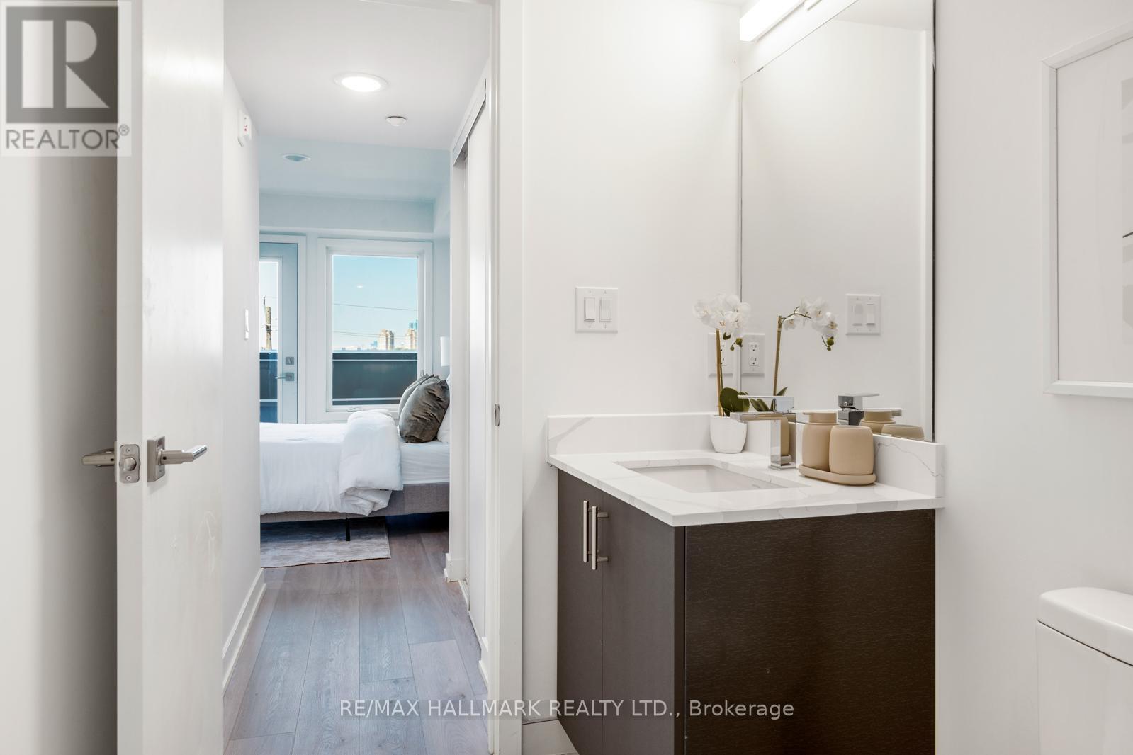 6 - 1455 O'connor Drive, Toronto, Ontario  M4B 2V5 - Photo 12 - E12170624