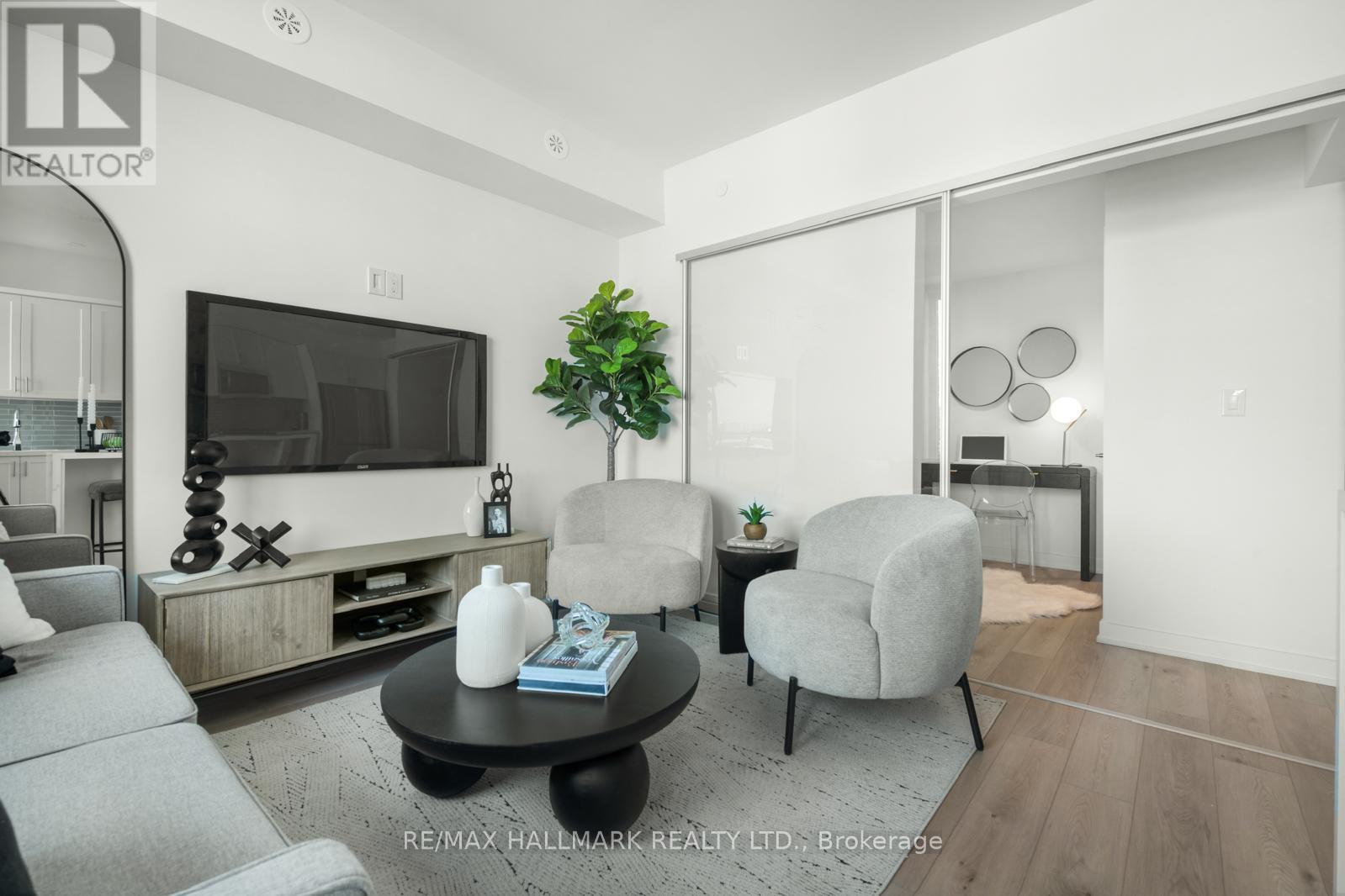 6 - 1455 O'connor Drive, Toronto, Ontario  M4B 2V5 - Photo 6 - E12170624