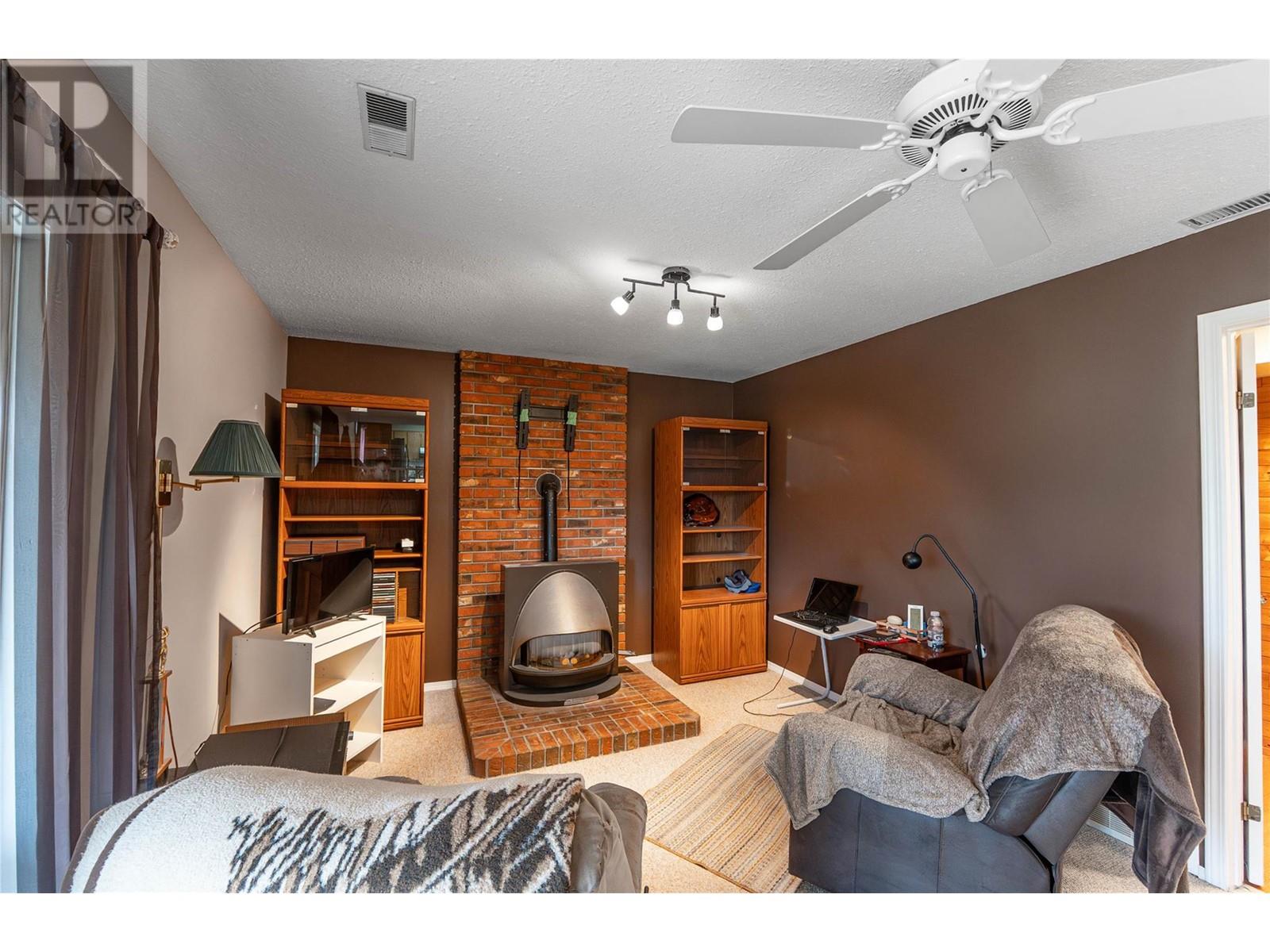210 Felix Road, Kelowna, BC V1X7C9