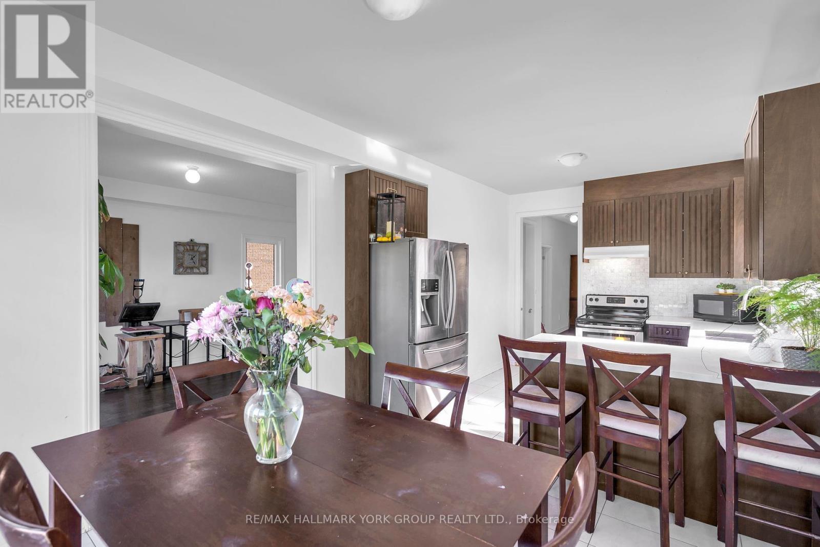120 Terry Clayton Avenue, Brock, Ontario  L0K 1A0 - Photo 11 - N12170628