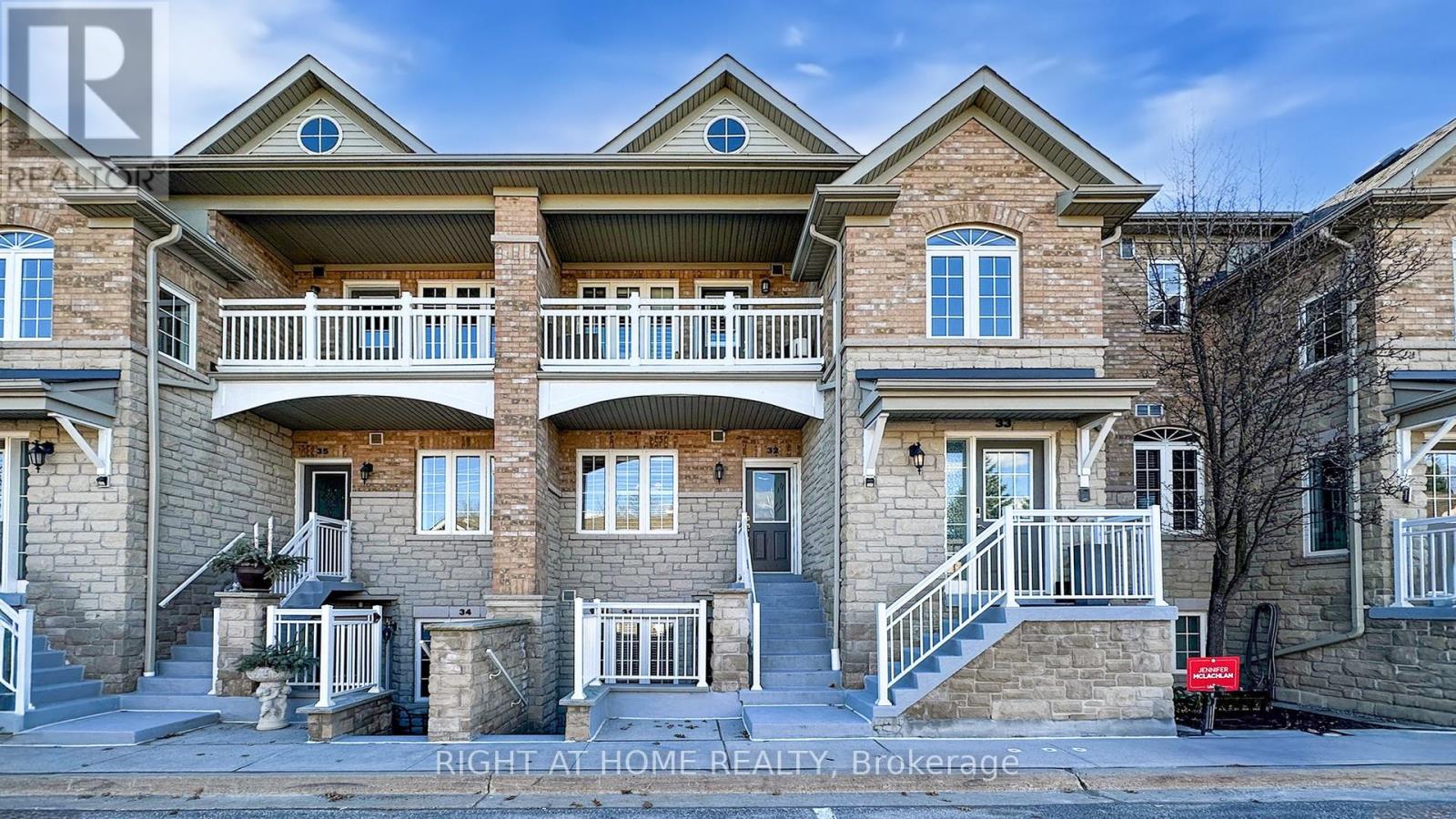 32 - 520 SILKEN LAUMANN DRIVE, Newmarket, Ontario