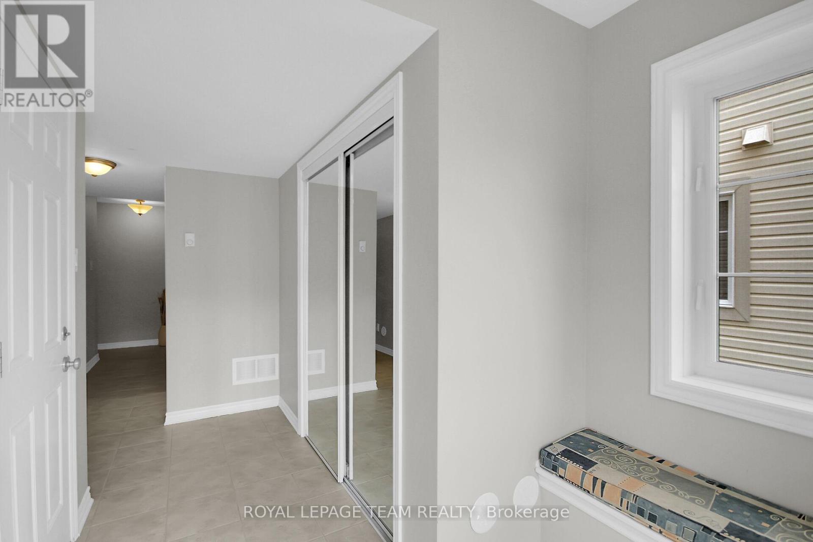 455 Meadowhawk Crescent, Ottawa, Ontario  K2J 5W8 - Photo 6 - X12169386