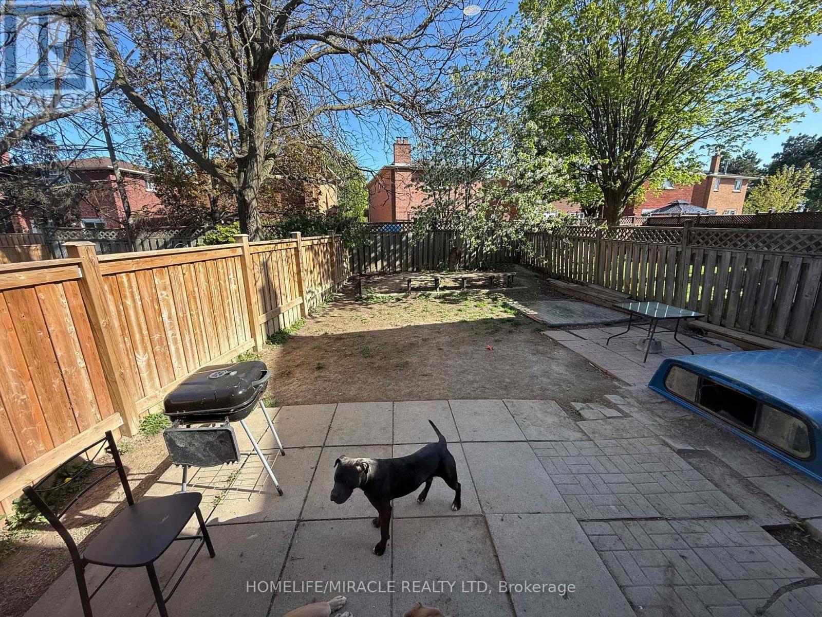 9 Tralee Street, Brampton, Ontario  L6Z 2X4 - Photo 35 - W12170621