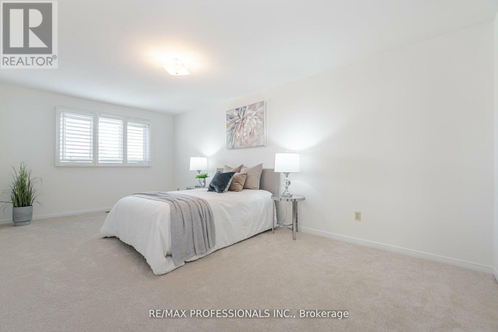 141 Kingsbridge Garden Circle, Mississauga, Ontario  L5R 1J7 - Photo 17 - W12170643