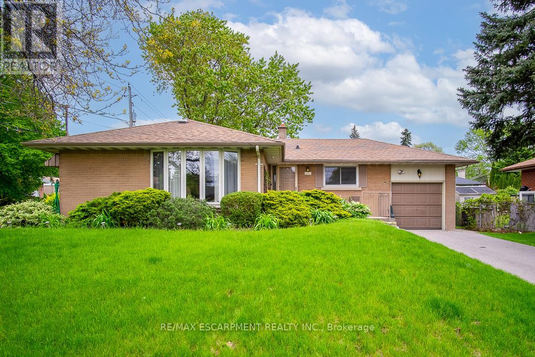 2101 IAN AVENUE, Mississauga, Ontario