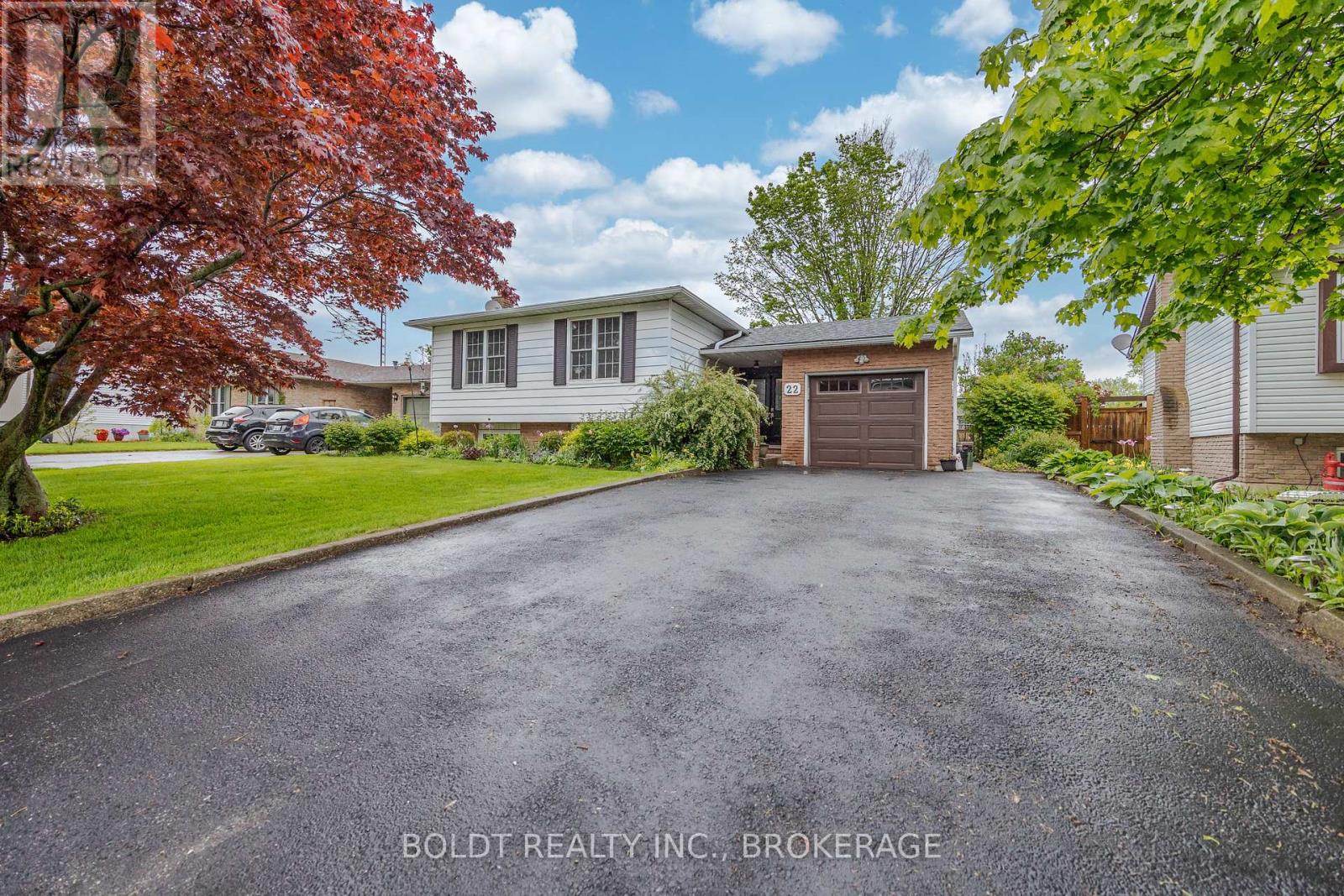 22 Mergl Drive, Haldimand, Ontario  N0A 1N4 - Photo 2 - X12170685