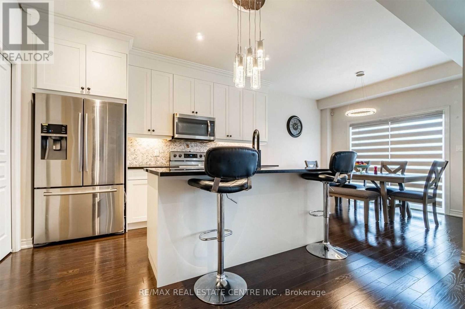 6099 Eaglewood Drive, Niagara Falls, Ontario  L2G 0A7 - Photo 12 - X12170623