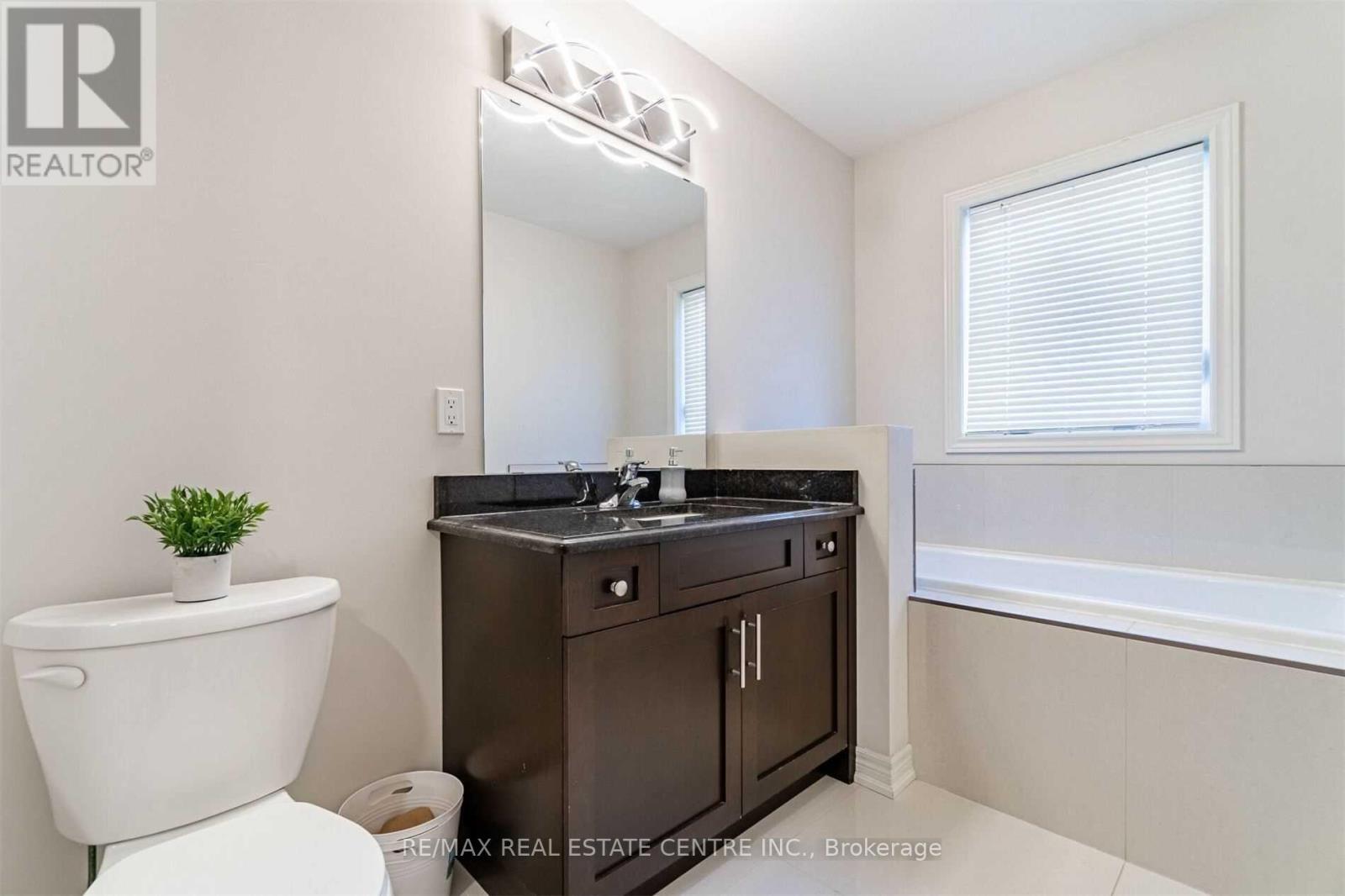 6099 Eaglewood Drive, Niagara Falls, Ontario  L2G 0A7 - Photo 23 - X12170623
