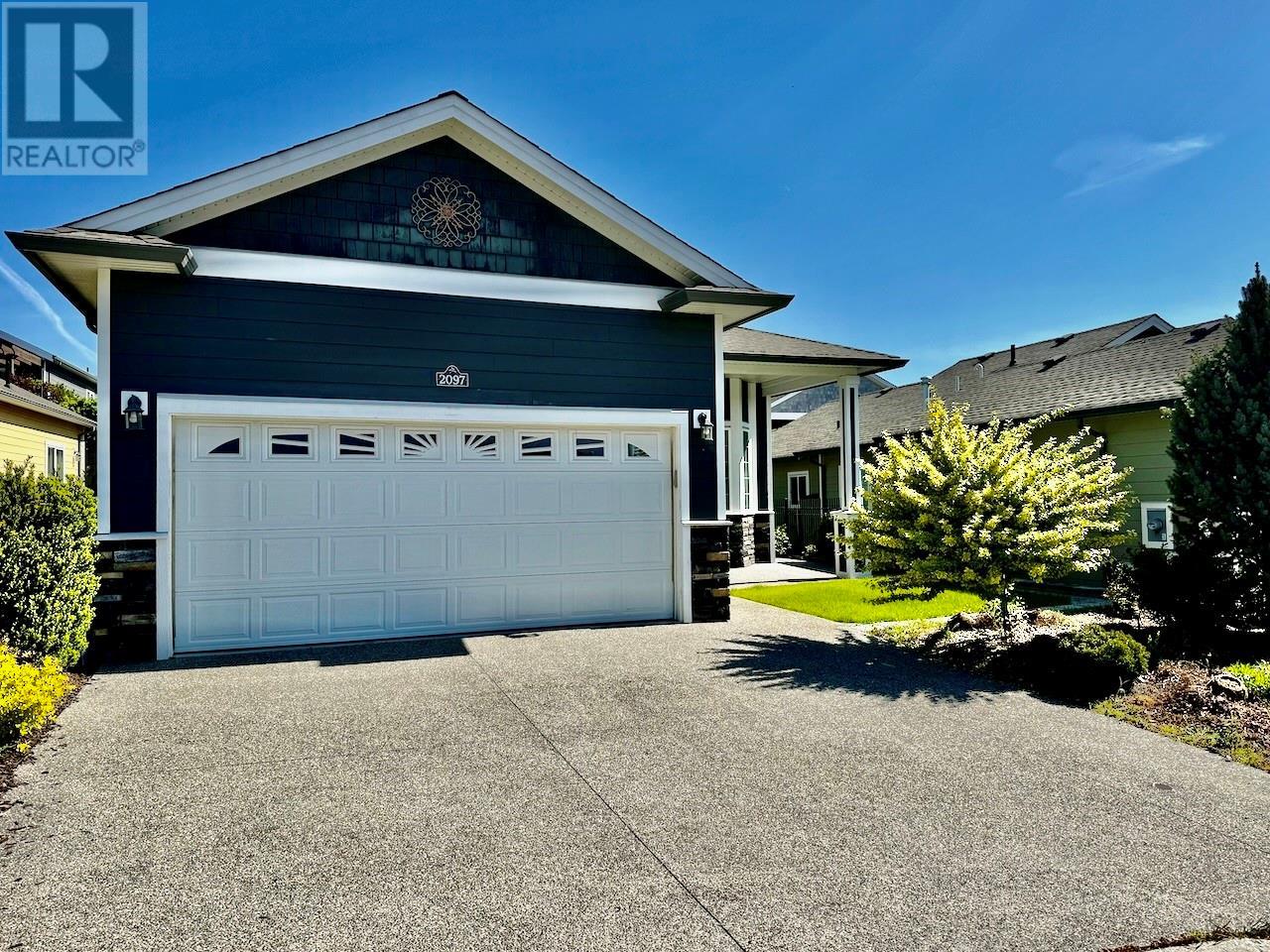 2097 Acorn Crescent, West Kelowna, British Columbia  V4T 3A5 - Photo 2 - 10349214