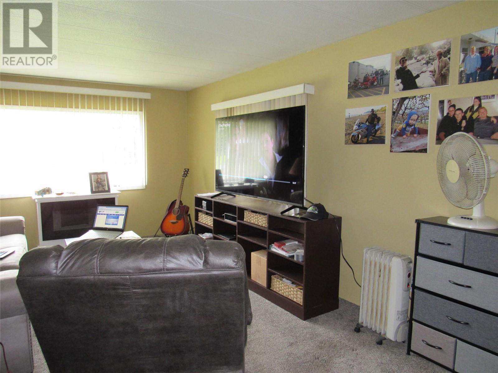 152 Schulte Crescent Unit# 1, Castlegar, British Columbia  V1N 3E2 - Photo 7 - 10348751