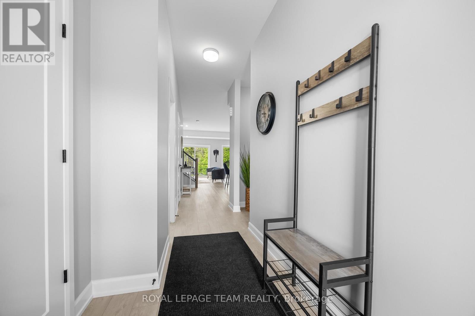 350 Lewis W Street N, Merrickville-Wolford, Ontario  K0G 1N0 - Photo 2 - X12170719