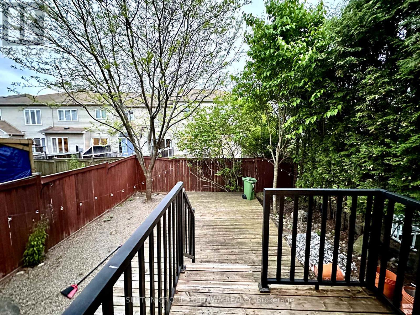 400 Citadel Crescent, Ottawa, Ontario  K2G 7E8 - Photo 14 - X12170732