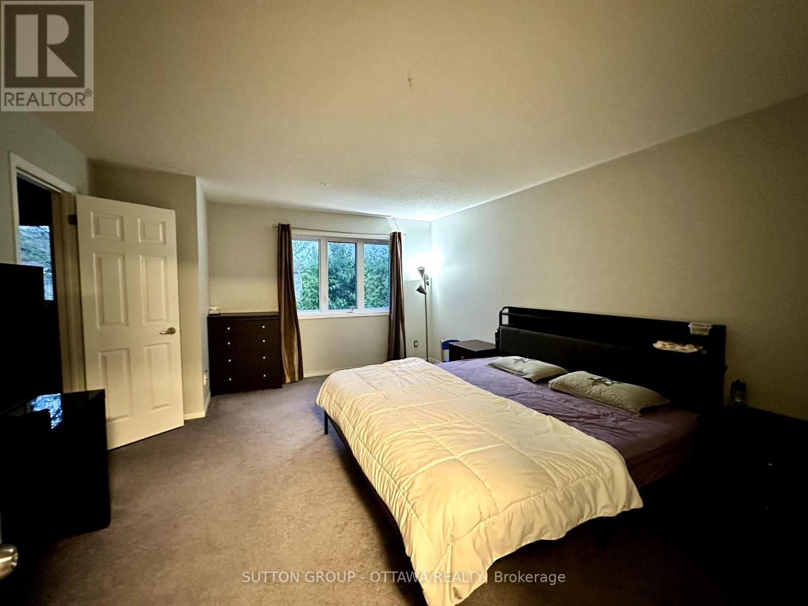 400 Citadel Crescent, Ottawa, Ontario  K2G 7E8 - Photo 17 - X12170732