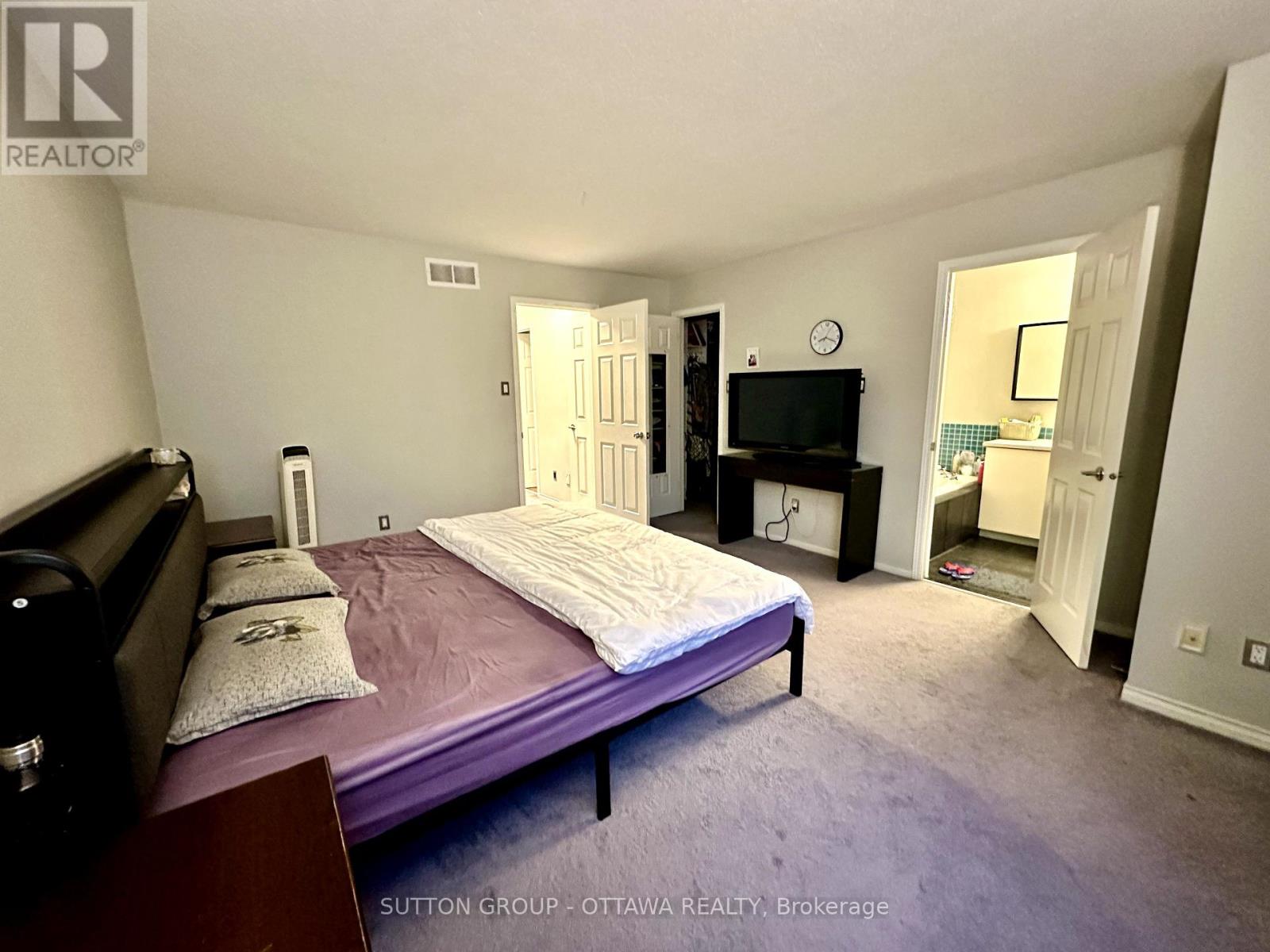 400 Citadel Crescent, Ottawa, Ontario  K2G 7E8 - Photo 18 - X12170732