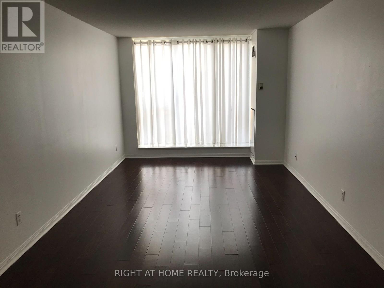 Ph1 - 3130 Yonge Street, Toronto, Ontario  M4N 2K6 - Photo 13 - C12170663