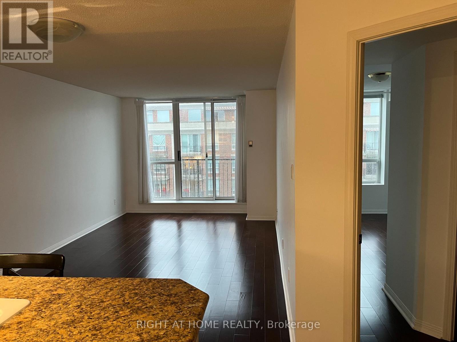 Ph1 - 3130 Yonge Street, Toronto, Ontario  M4N 2K6 - Photo 16 - C12170663