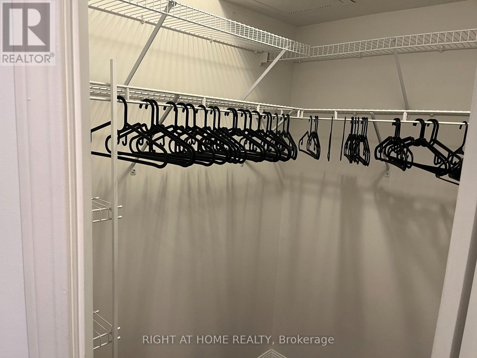 Ph1 - 3130 Yonge Street, Toronto, Ontario  M4N 2K6 - Photo 23 - C12170663