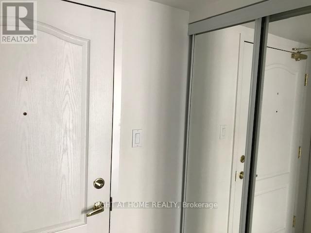 Ph1 - 3130 Yonge Street, Toronto, Ontario  M4N 2K6 - Photo 28 - C12170663