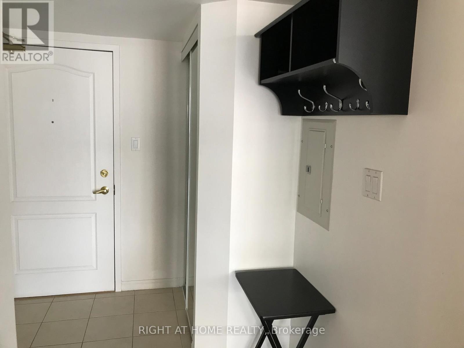 Ph1 - 3130 Yonge Street, Toronto, Ontario  M4N 2K6 - Photo 30 - C12170663