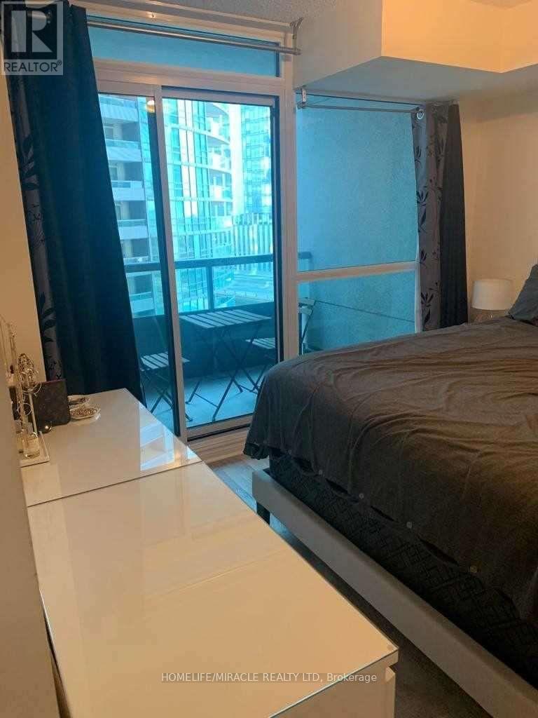 901 - 25 Lower Simcoe Street, Toronto, Ontario  M5J 3A1 - Photo 14 - C12170668