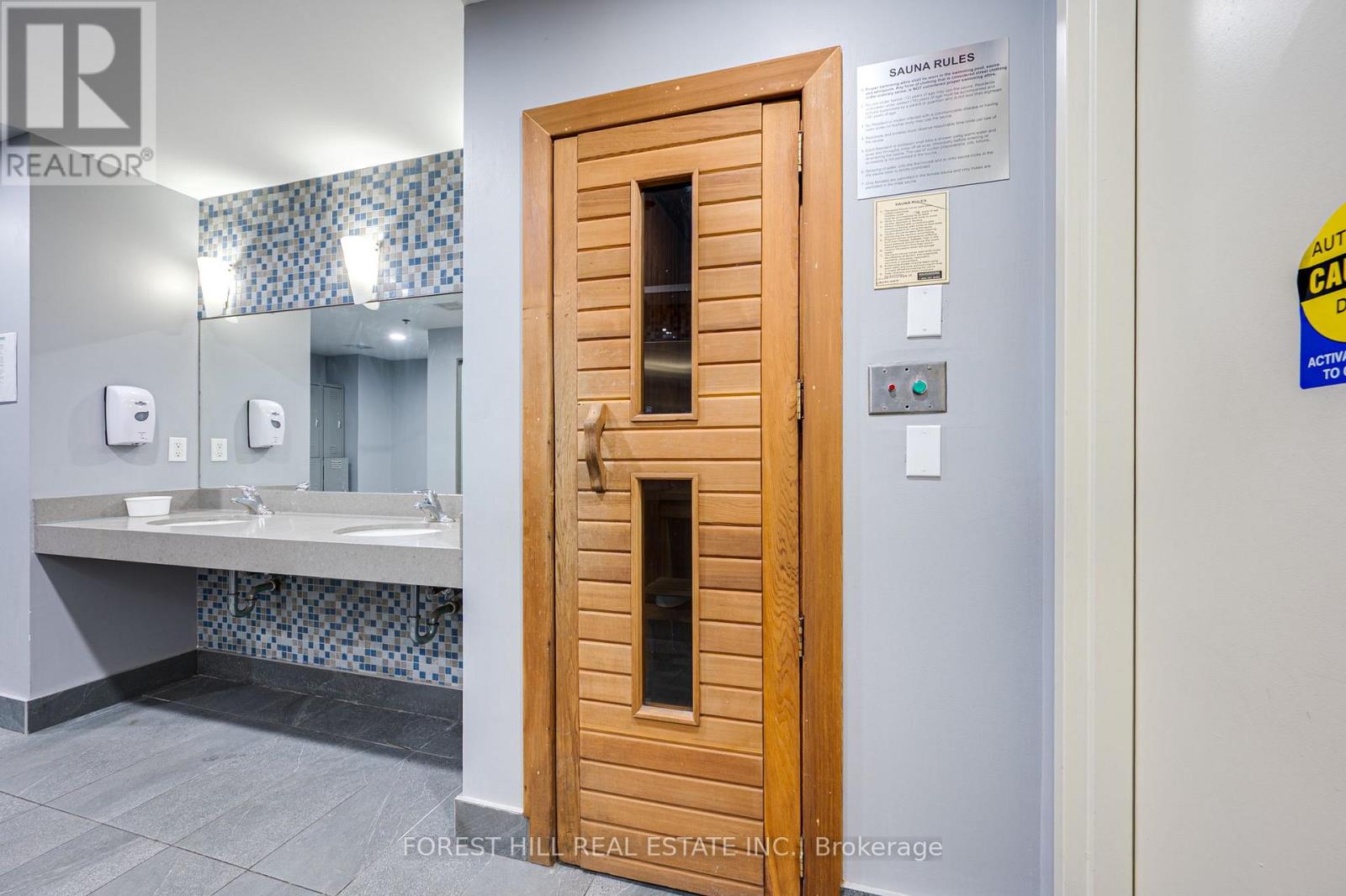 2107 - 219 Fort York Boulevard, Toronto, Ontario  M5V 1B1 - Photo 15 - C12170669