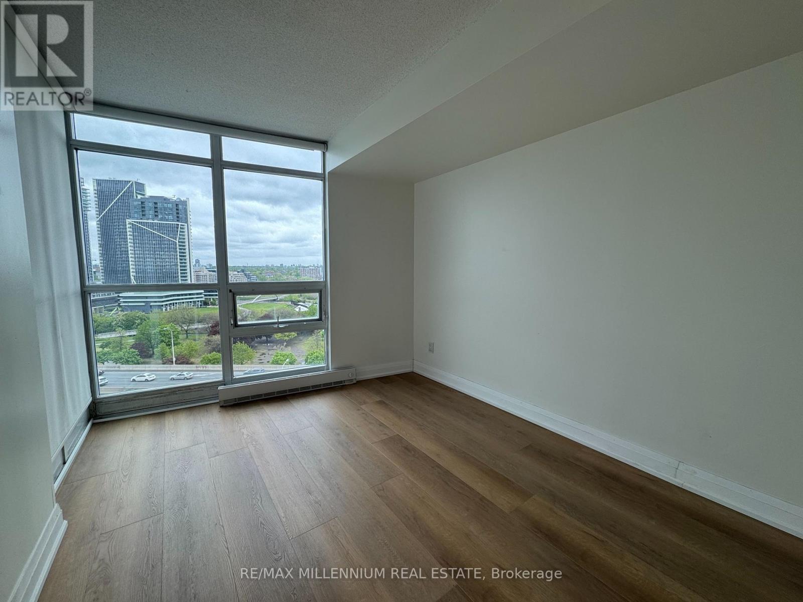 1608 - 231 Fort York Boulevard, Toronto, Ontario  M5V 1B2 - Photo 8 - C12170672
