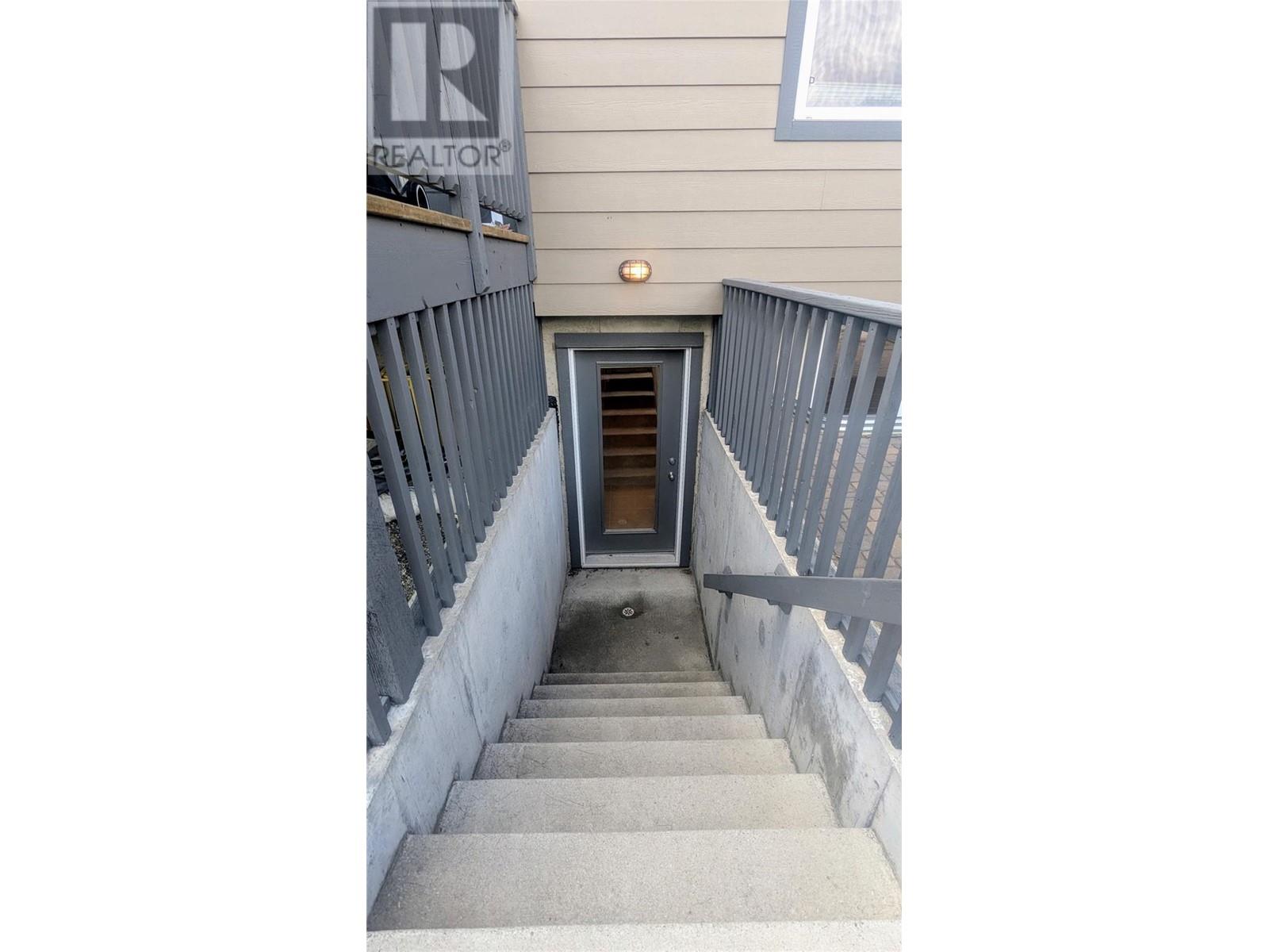 901 12th Ave Avenue, Invermere, BC V0A1K0