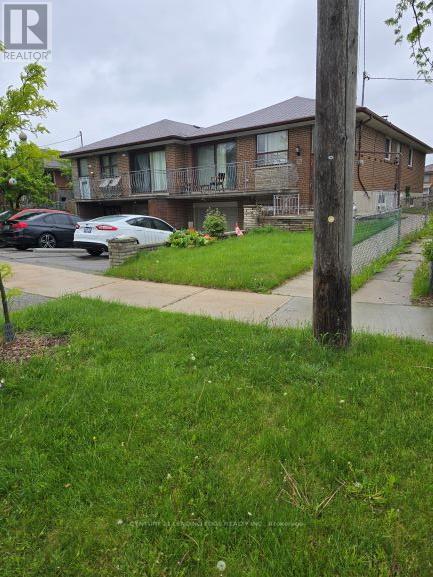Lower - 12 Bamford Crescent, Toronto, Ontario  M3N 1T8 - Photo 35 - W12103007