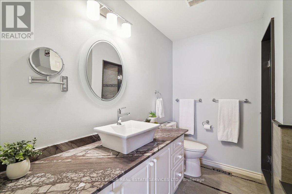 86 Nahanni Drive, Richmond Hill (Langstaff), Ontario  L4B 4L4 - Photo 22 - N12170712